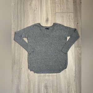 American Eagle Outfitters Grey V-Neck Sweater Size Small
